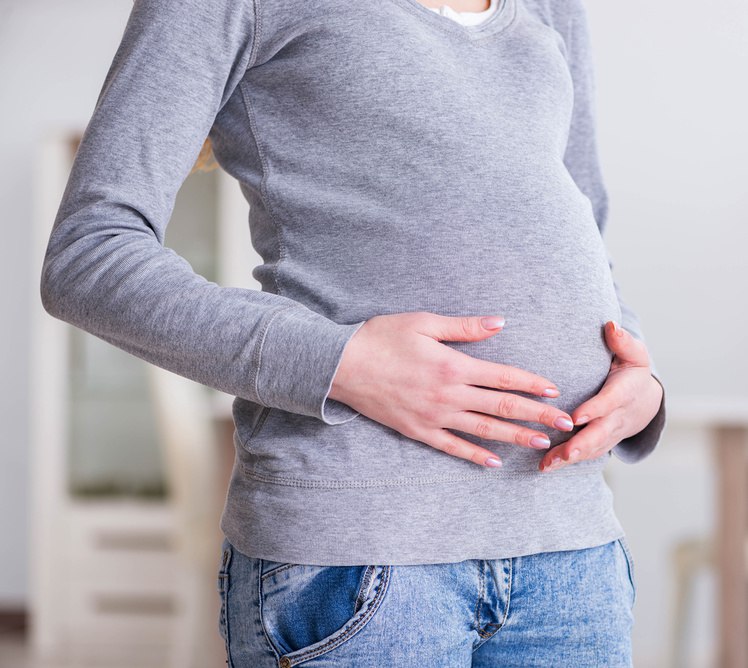 Прием антибиотиков во время беременности может увеличить риск развития астмы у ребенка